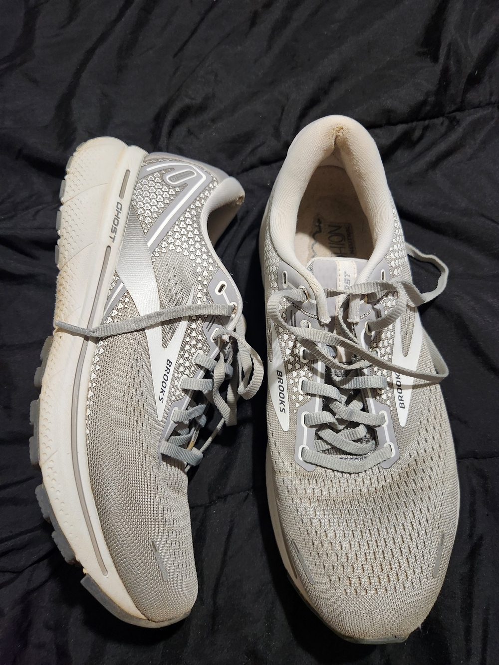 Brooks Ghost 14 Running Shoes in Light Gray and Cream